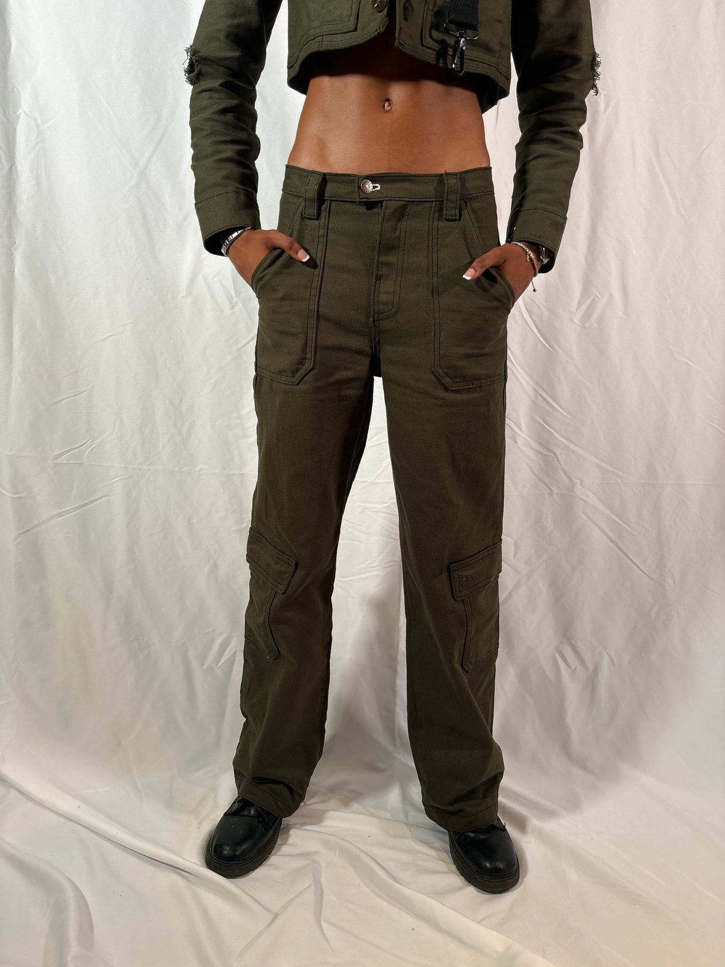 Military fatigue pants