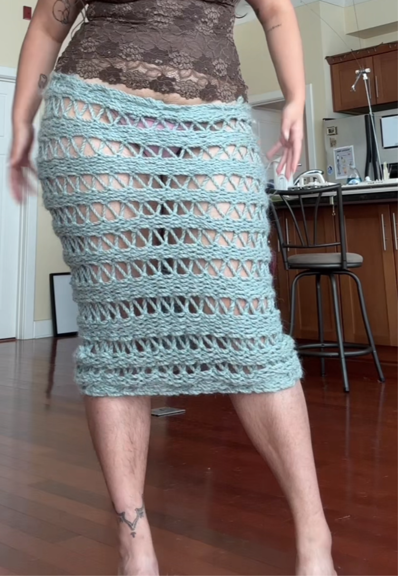 one size? no way!! skirt